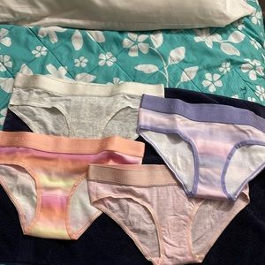 NWOT 4-pack Victoria’s Secret Panties